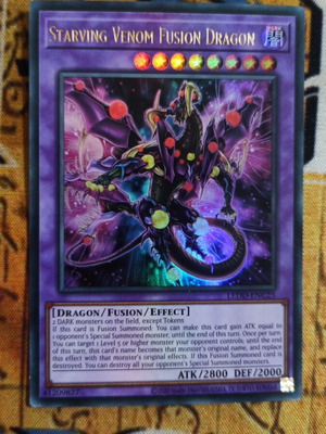 Starving Venom Fusion Dragon κάρτα Yu-Gi-Oh! σαν καινούργιο