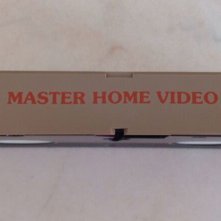 I Zoi Arhizei Sta 40 VHS used, Greek romantic comedy