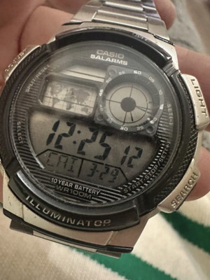 Casio AE-1000WD-1AV watch like new, men's, silver