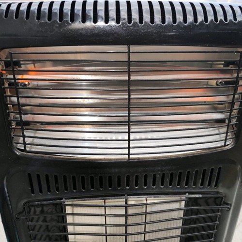 Gas Heater 4200W with 3 Quartz Lamps 1200W like new