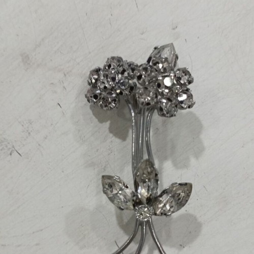 Vintage flower design pin used, silver