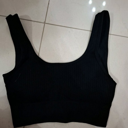 Sports bra black with removable padding, unworn