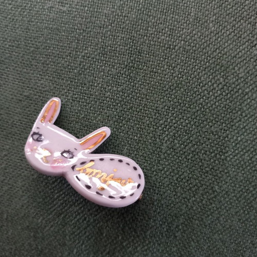 Natacha Plano brooch "bonjour", handmade, white and gold