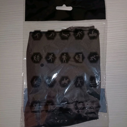 Full face new black with trust no one design