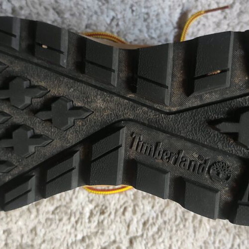 Timberland Sprint Trekker Chukka boots like new, size 40