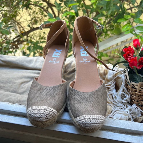 XTI espadrilles new, size 41, multicolor platforms