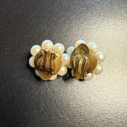 Faux pearl vintage clip-on earrings used