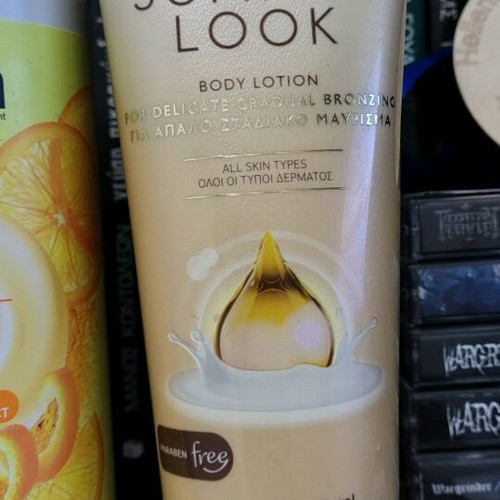Bioten Skin Nutries Glowing Energy and Summer Look creams like new, pack