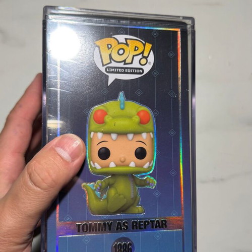 Funko Pop! Rugrats Tommy as Reptar Royalty LE 3500 new