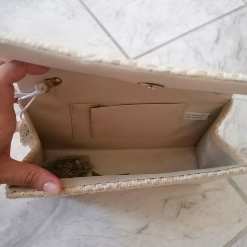 Straw handbag new, beige with gold weave and chain