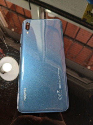 Huawei Y6 2019 μεταχειρισμένο με σπασμένη οθόνη για ανταλλακτικά, Sapphire Blue
