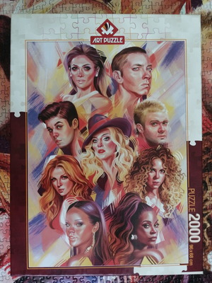 Art Puzzle used, 2000 pieces