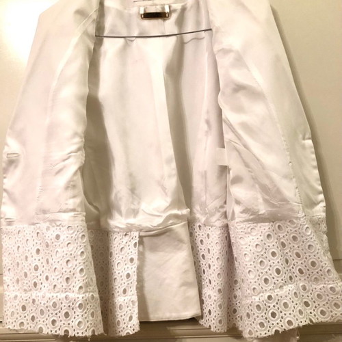 Jupe white jacket with lace inside L