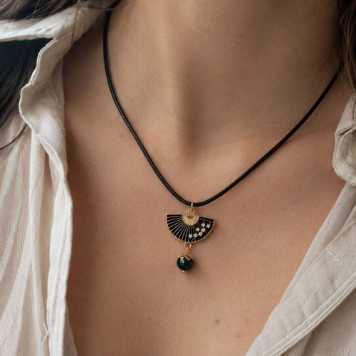 Handmade Imperial Fan Necklace with Black Crystals and Pearl