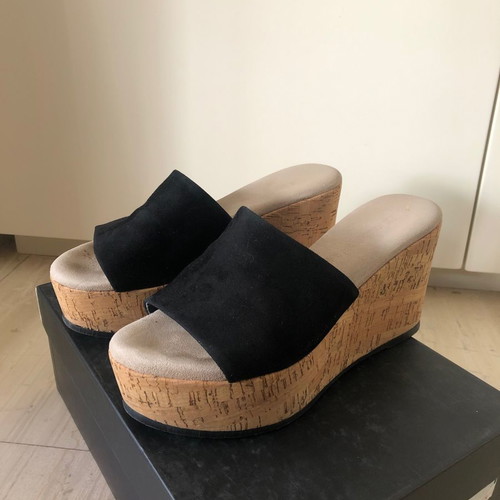 Kalogirou mules black suede used, size 36
