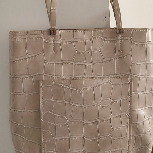 Zara beige vintage shoulder bag from PVC like new with matching wallet