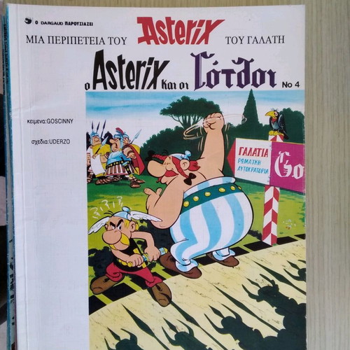 Asterix comics used, 27 issues in good condition