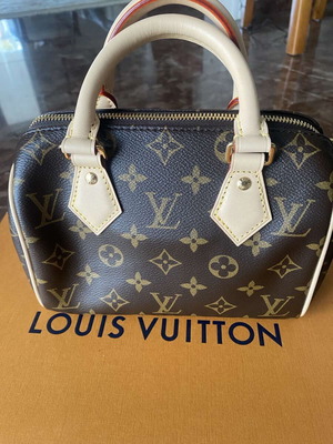 Louis Vuitton Speedy Bandoulière 20 new, Monogram Canvas crossbody bag brown