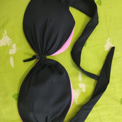 Swimwear pack of 4 pieces in excellent condition Caledonia