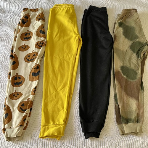 Pack of boys' pants size 9, 134 cm