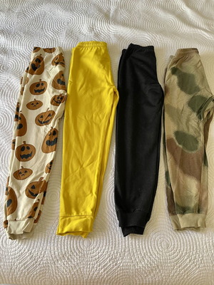Pack of boys' pants size 9, 134 cm