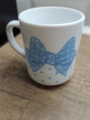Arcopal vintage collectible mug like new