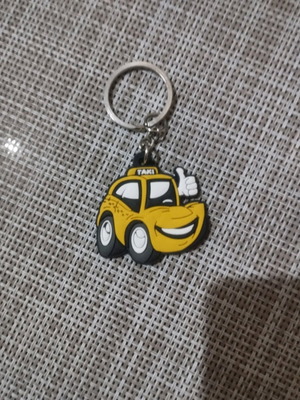 Taxi keychain like new, black and yellow