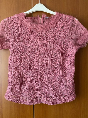 Pink Lace Top size S like new