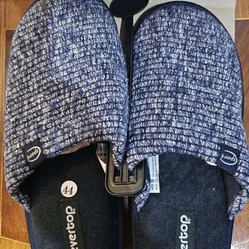 Evertop men's winter slippers size 44 new, blue