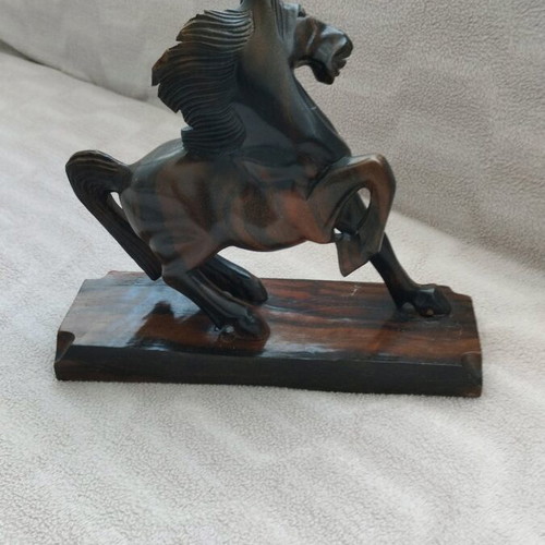 Horse figurine used