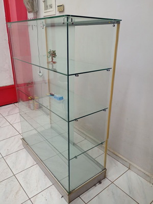 Showcase for store like new 140x99x44