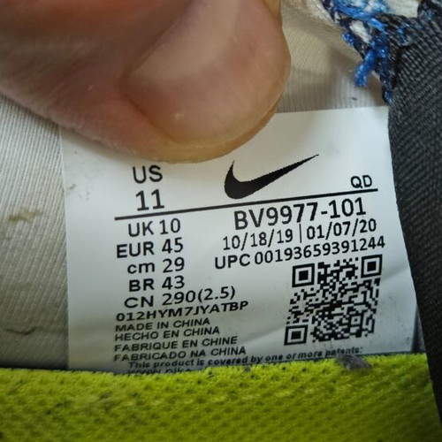Nike Air Max 2090 sneakers like new, size 45, black and green