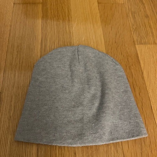 Primark beanie like new, grey