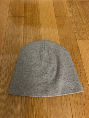 Primark beanie like new, grey