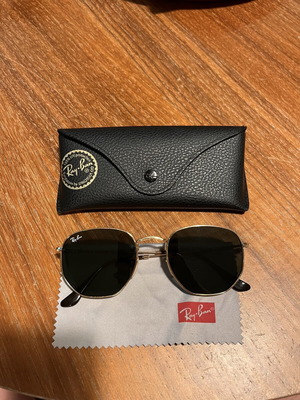 Ray-Ban Hexagonal Flat Lenses RB3548N sunglasses like new, gold frame, G-15 green lenses