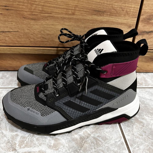 Adidas Terrex Trailmaker Mid GTX women's hiking shoes like new, size 38, gray and pink