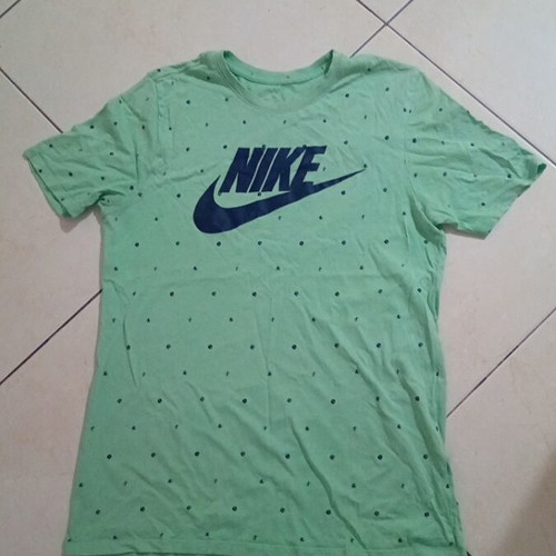Nike t-shirt used, size M, green