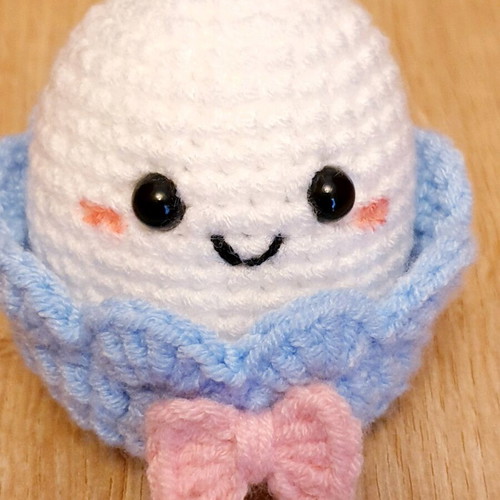 Easter Bunny in Blue Handmade Knitted Basket New