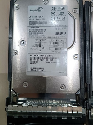 Seagate Cheetah 15K ST373454LC 73GB Ultra U320 SCSI drives used with Dell tray