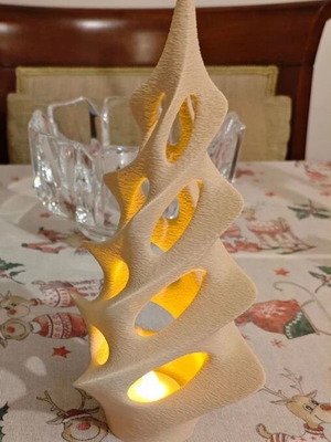 3D Printed Christmas Tree New Futuristic Design