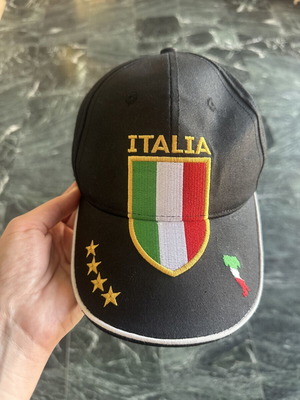 Unisex Italia cap new, black color, adjustable back