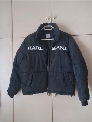 Μπουφάν Karl Kani μεταχειρισμένο, μαύρο, μέγεθος S σε καλή κατάσταση