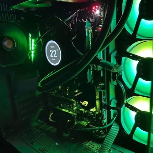 Gaming PC used with Ryzen 7 1700X and NZXT Kraken Z53 liquid cooling