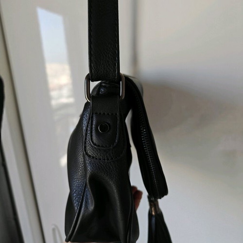 Black crossbody bag like new
