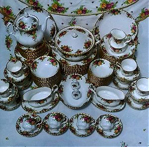 Σερβίτσιου φαγητού/τσαγιού για 12 άτομα Royal Albert "old country roses" bone china England 1973-1993