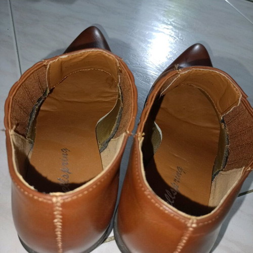 Cowboy ankle boots size 38 like new, brown tan faux leather