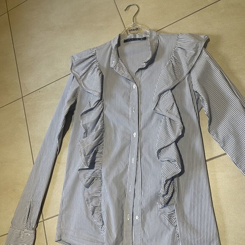 Striped shirt with ruffles blue and white like new