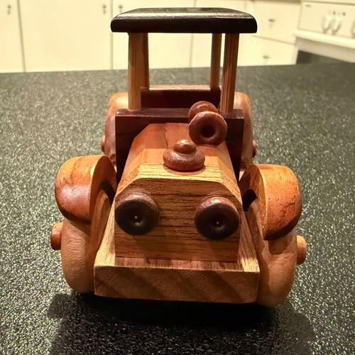 Wooden toy car like new, bought in Costa Rica