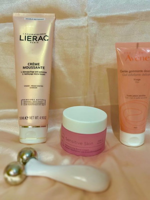 Σετ περιποίησης προσώπου τεσσάρων προϊόντων καινούργιο