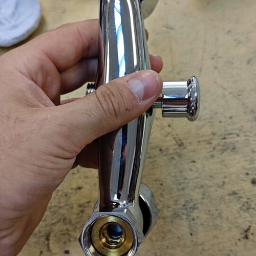 Clever chrome bathtub faucet with two handles, brass